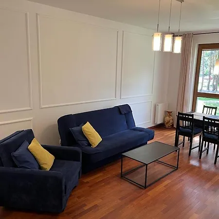 Nadmorski Dwor アパート グダニスク